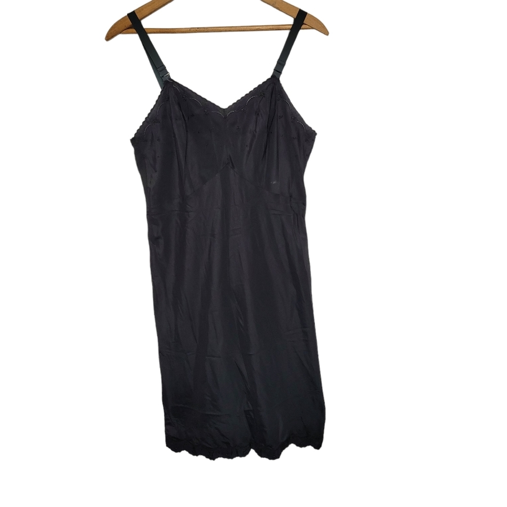 Vintage Barbizon Black Slip With Eyelet Details Size 14 Miss